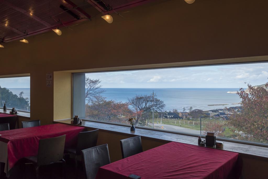 Monzen View Sunset Hotel Wajima Buitenkant foto